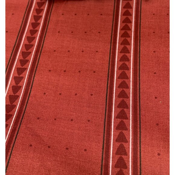 Vintage 1/2 yard Red & Pink Striped Cotton Fabric with Triangle Pattern - Picture 2 of 4